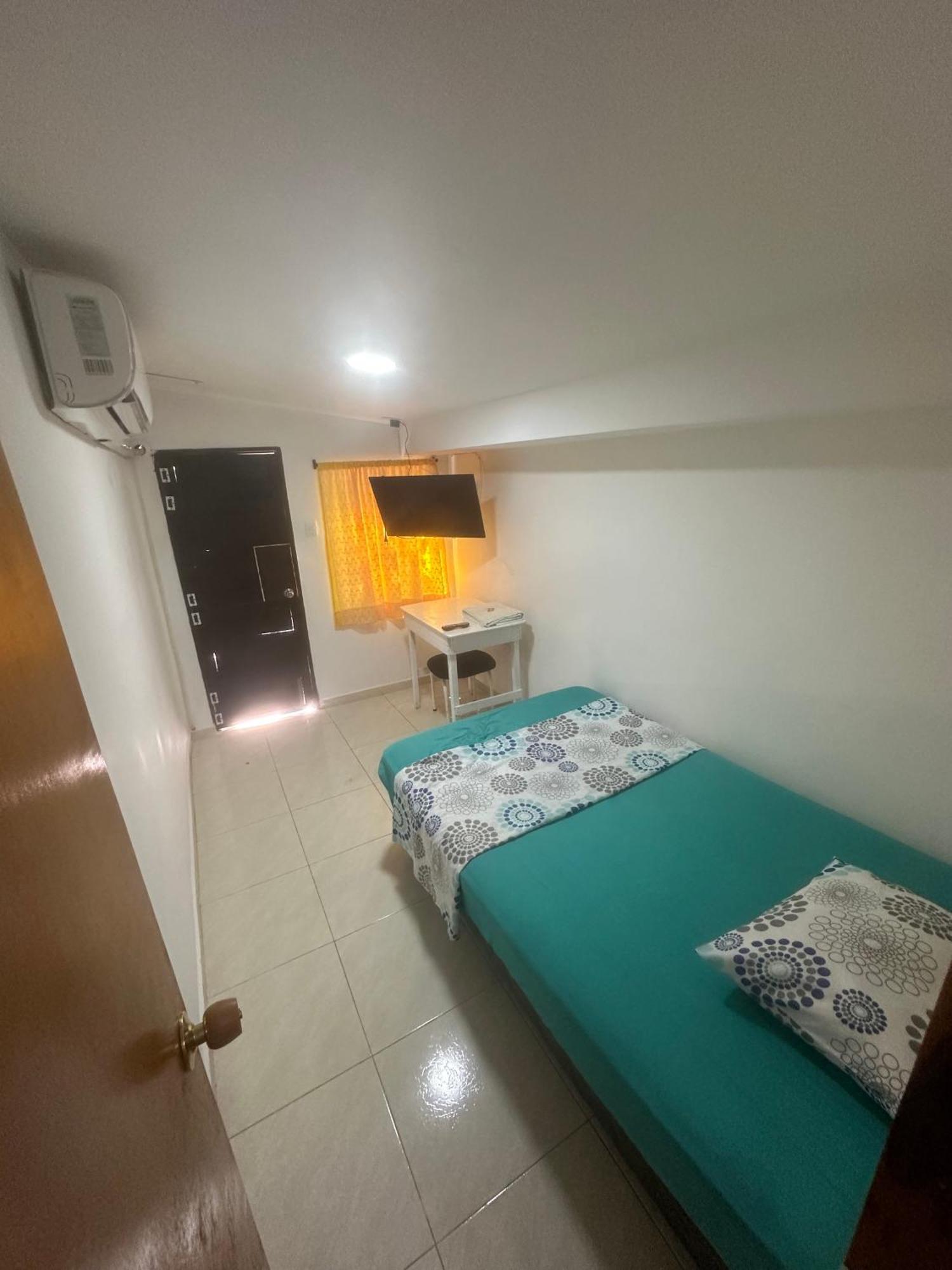 招待所 La Casona 42 *